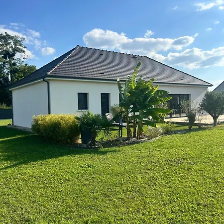Comme A La Maison Neuvy-Sautour Exterior foto